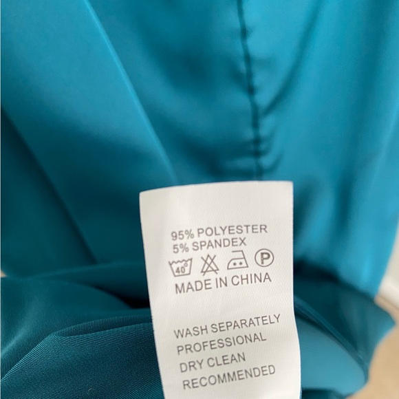 NWOT Beautiful Teal Midi Dress Size Large - Picture 10 of 10